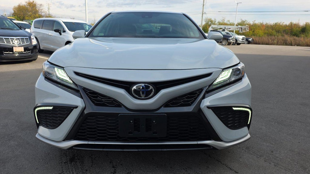 2023 Toyota Camry XSE photo 2