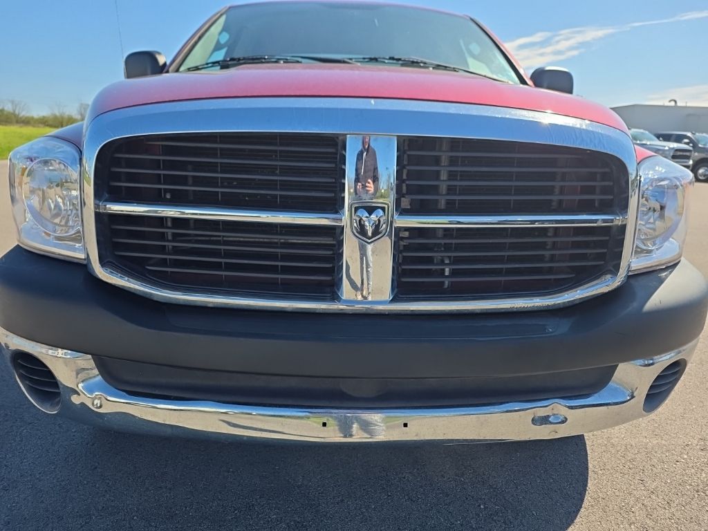 Used 2008 Dodge Ram 1500 Pickup ST with VIN 1D7HU18228J117335 for sale in Richmond, KY