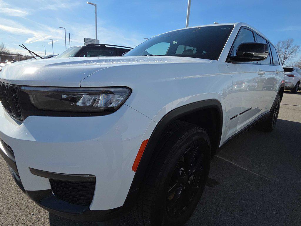 2023 Jeep Grand Cherokee L Limited's photo
