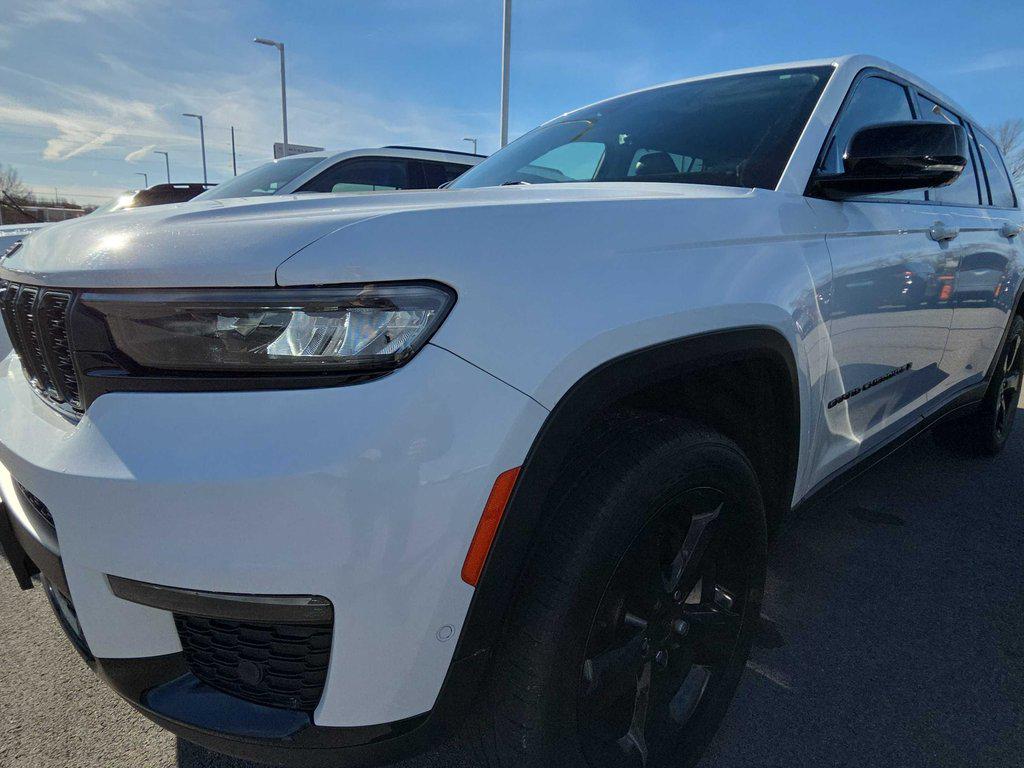 2023 Jeep Grand Cherokee L Limited's photo