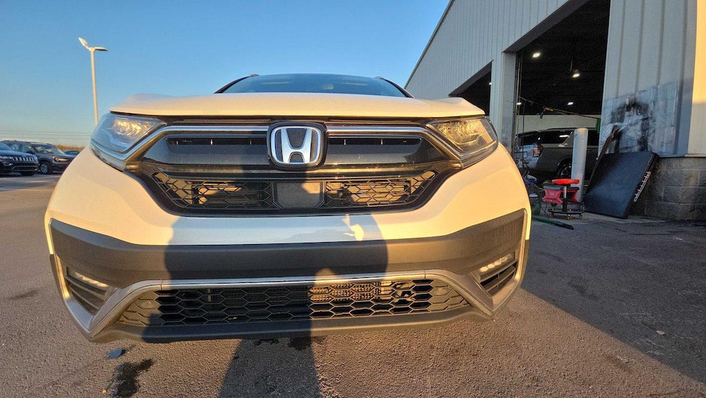 2021 Honda CR-V Hybrid Touring photo 3
