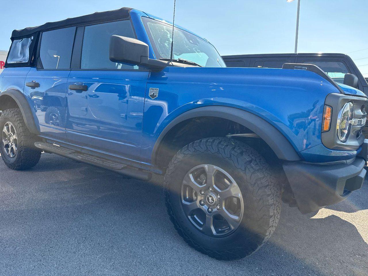 2021 Ford Bronco Base Big Bend Black Diamond Outer Banks photo 2