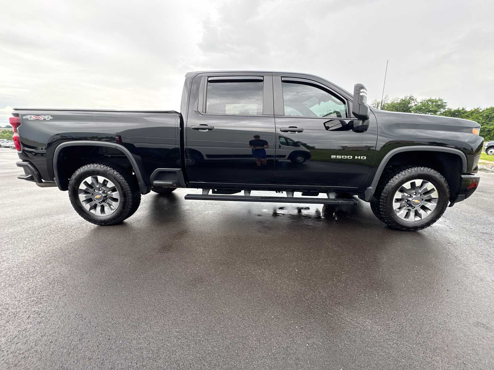 2024 Chevrolet Silverado 2500HD Custom photo 4