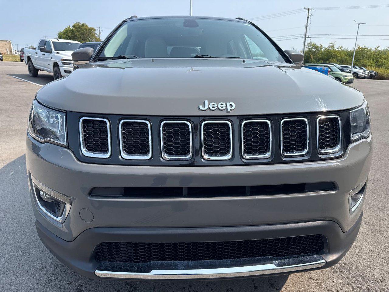 2020 Jeep Compass Limited photo 2