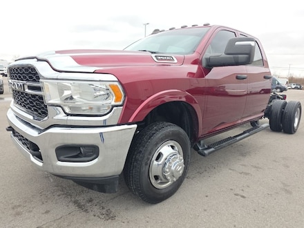 2024 Ram 3500 Tradesman Cab/Chassis