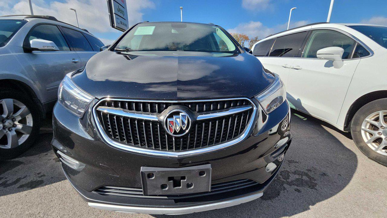 2019 Buick Encore Essence photo 2