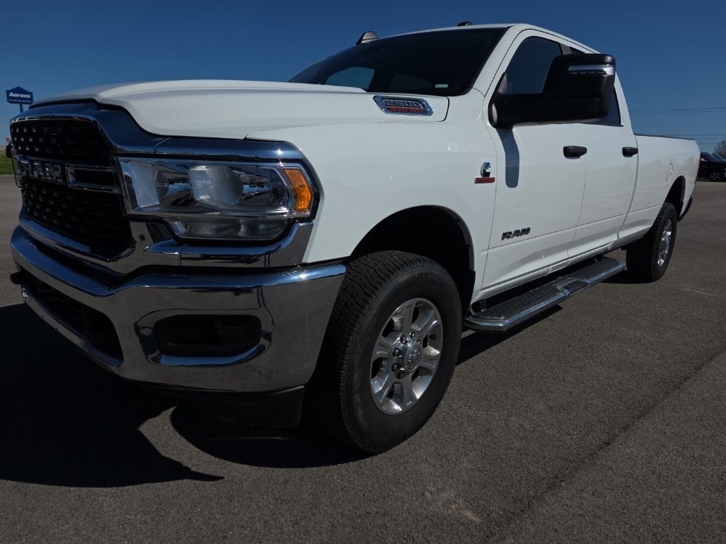 2024 RAM 2500 Big Horn 4X4 Crew Cab LWB's photo