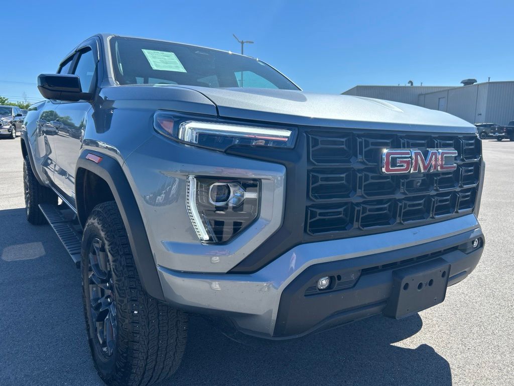 2025 GMC Canyon 4WD Elevation Crew Cab Short Box's photo