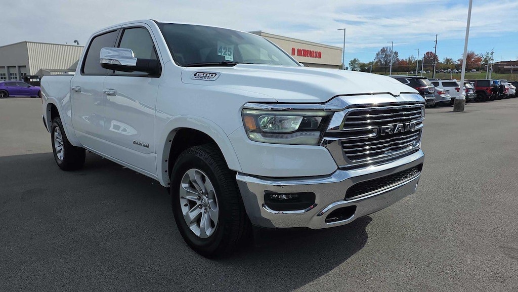 2022 Ram 1500 Laramie photo 3
