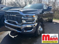 2026 Ram 3500 BIG HORN CREW CAB 4X4 8' BOX Pickup