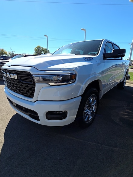 2026 Ram 1500 BIG HORN CREW CAB 4X4 5'7 BOX Pickup