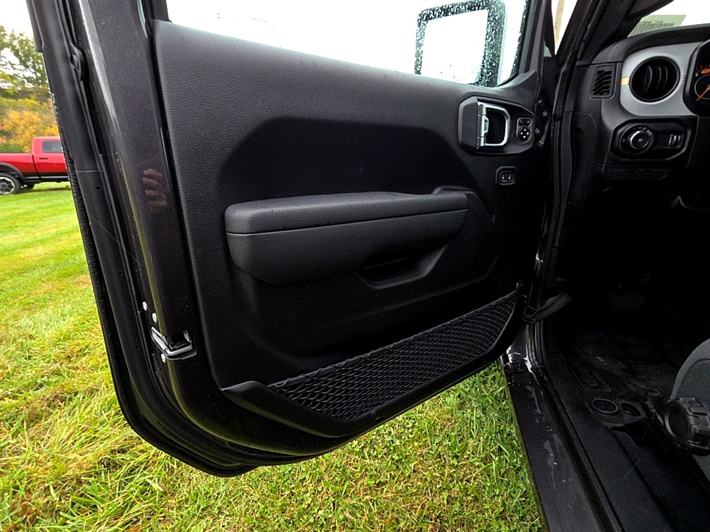 2026 Jeep Wrangler 4-Door Sport S - Photo 15