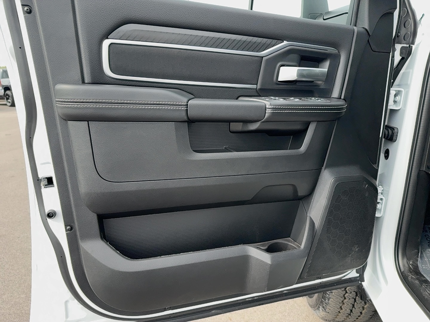 2026 RAM 2500 Big Horn - Photo 15