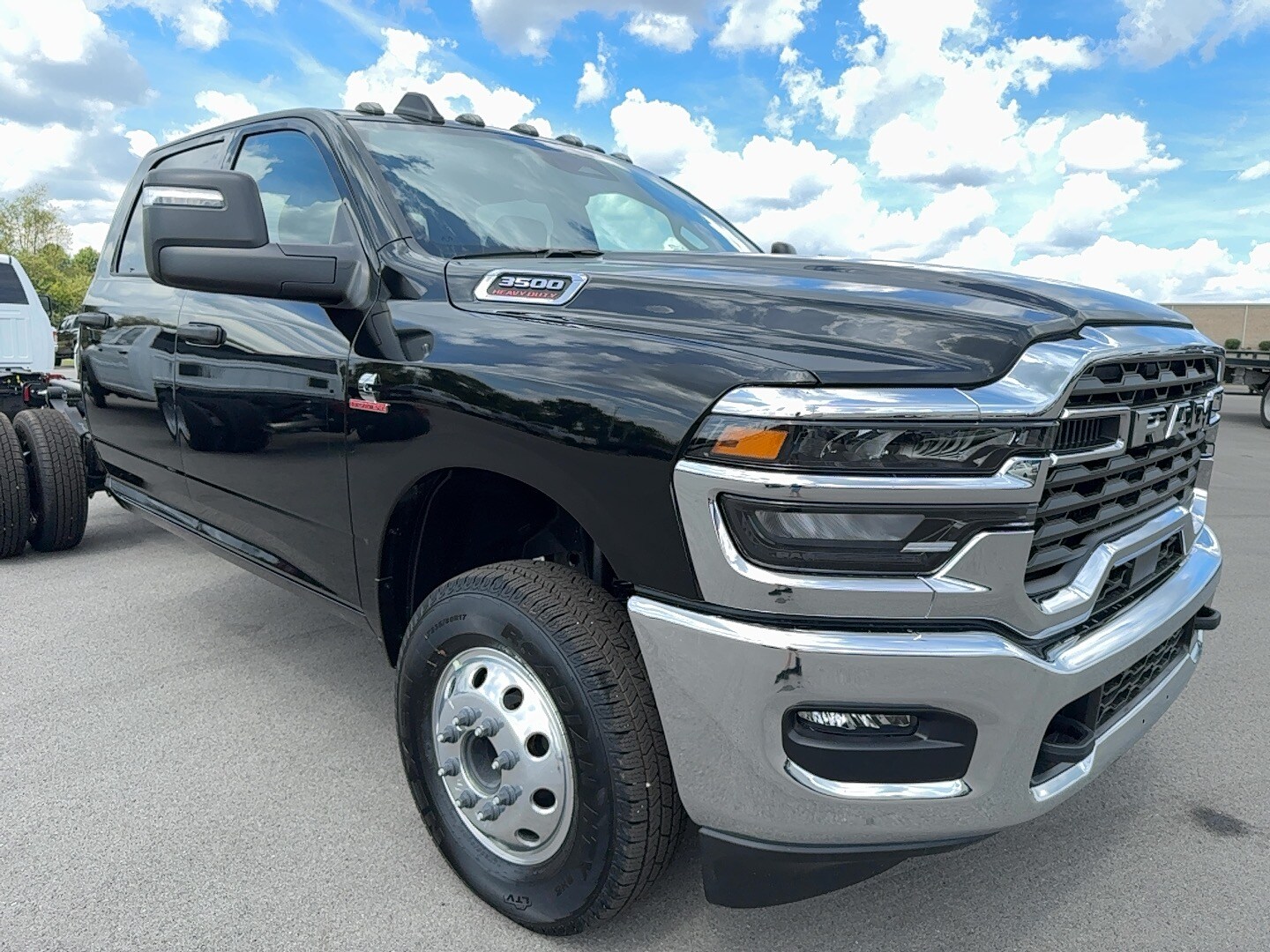 2026 Ram 3500 Tradesman photo 4