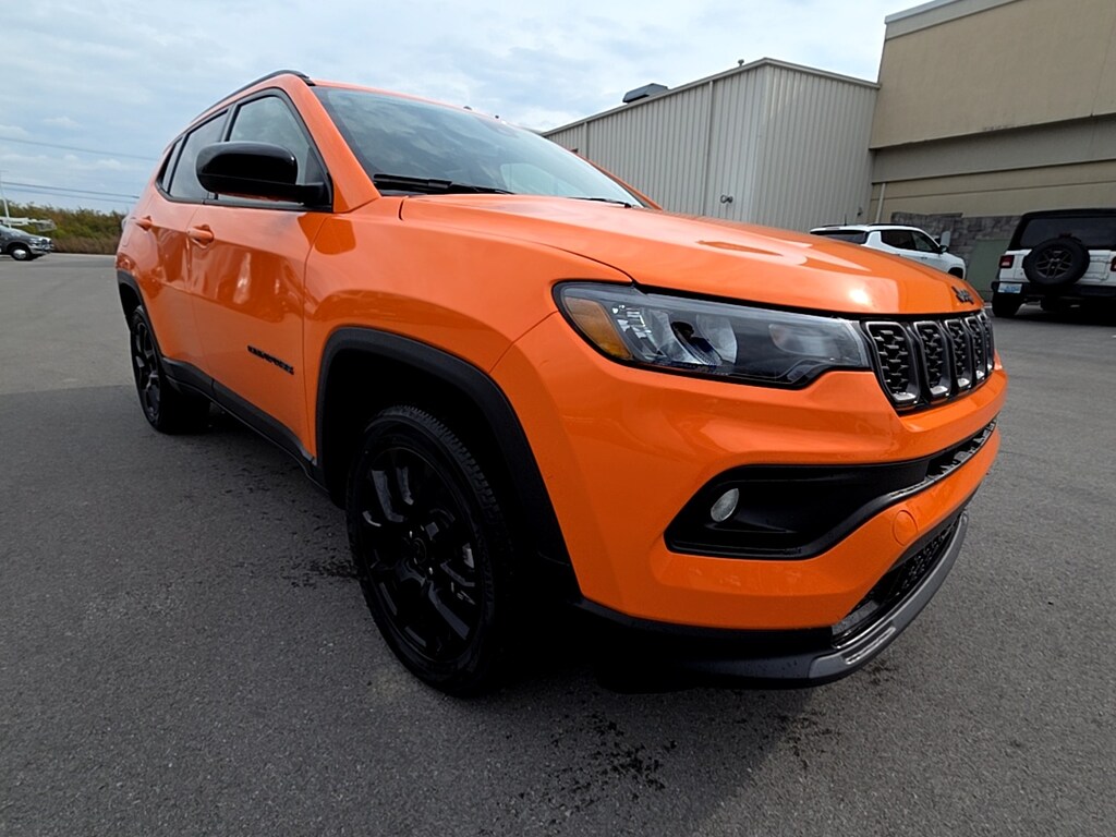 New 2026 Jeep Compass LATITUDE ALTITUDE 4X4 Sport Utility