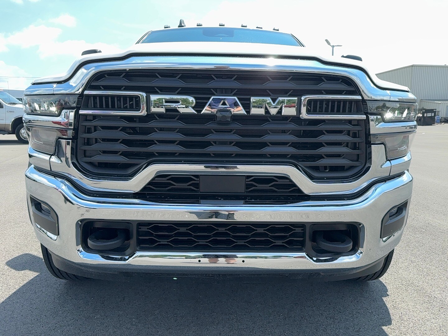 2025 Ram 4500 Tradesman photo 2