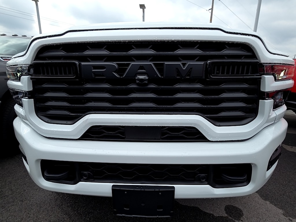 New 2026 Ram 2500 BIG HORN CREW CAB 4X4 6'4 BOX Pickup