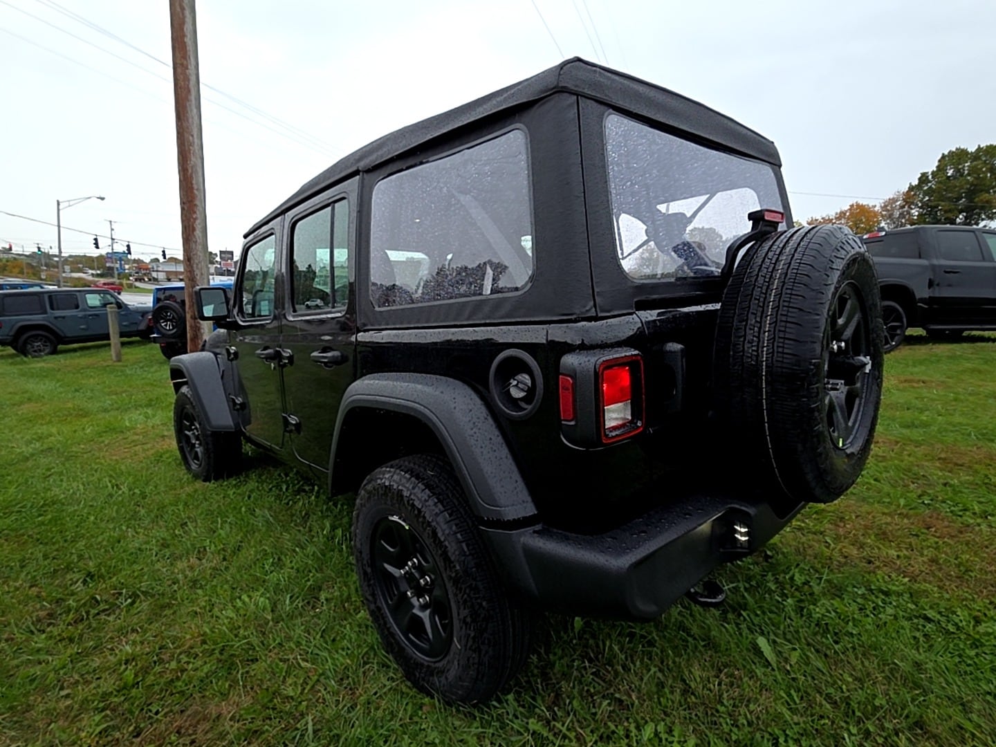 2026 Jeep Wrangler 4-Door Sport - Photo 7