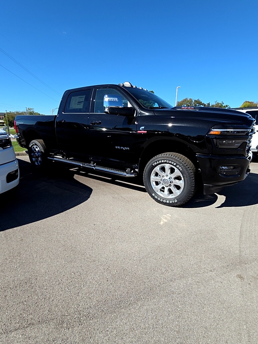 New 2026 Ram 2500 LARAMIE CREW CAB 4X4 6'4 BOX Pickup