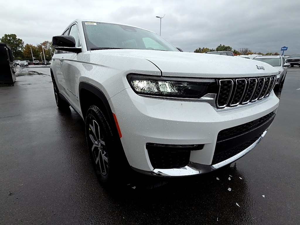 New 2025 Jeep Grand Cherokee L LIMITED 4X4 Sport Utility