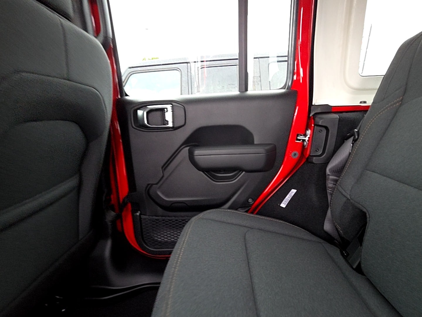 2026 Jeep Wrangler 4-Door Sport RHD - Photo 13