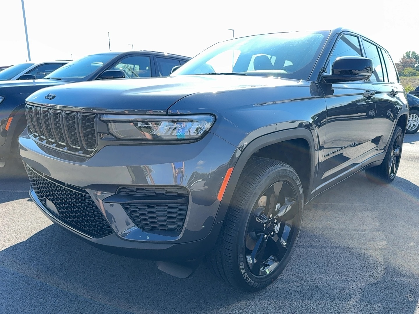 2025 Jeep Grand Cherokee Altitude's photo