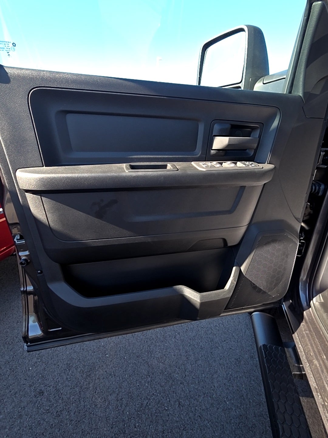 2026 RAM 2500 Tradesman - Photo 15