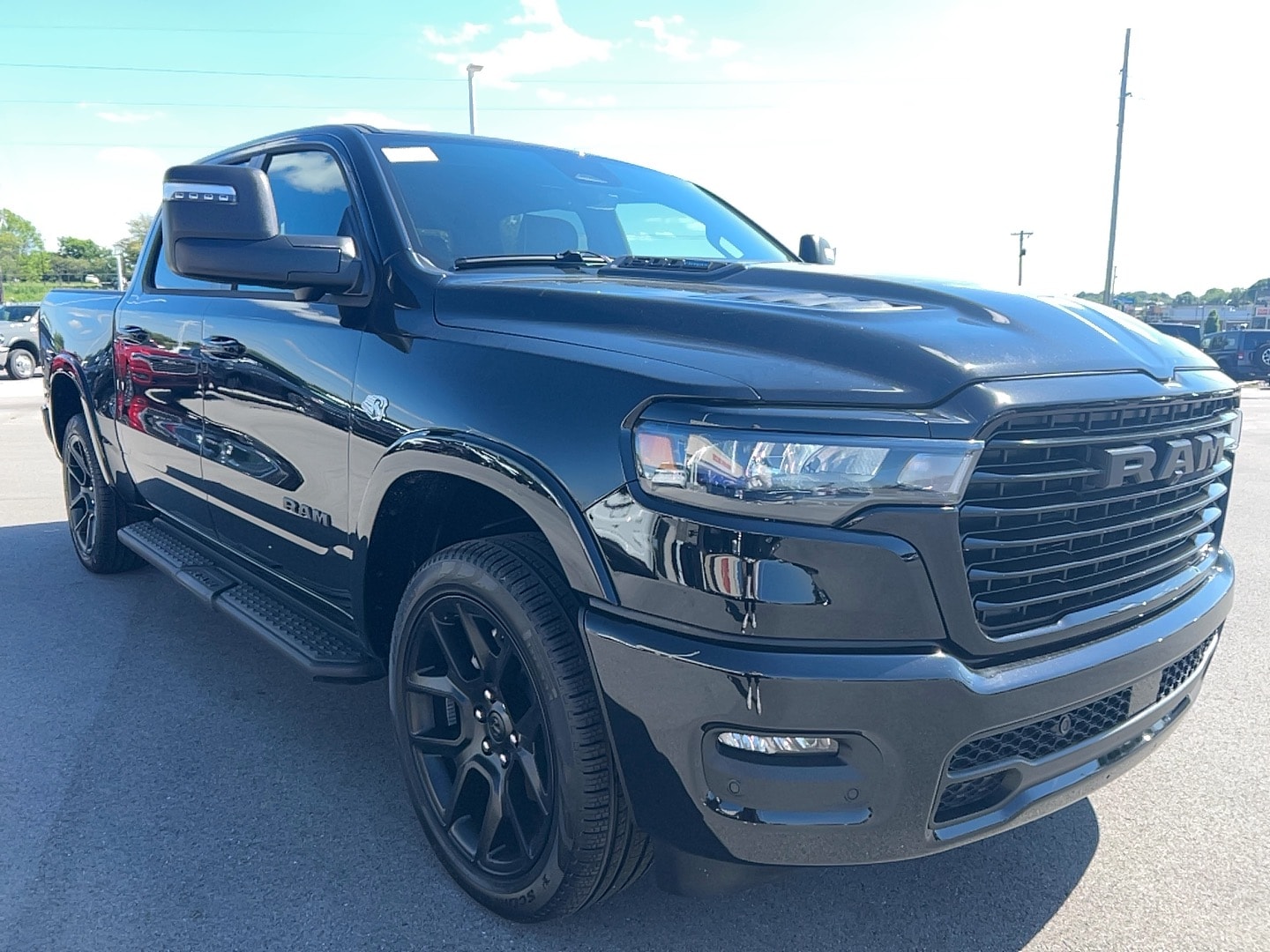 2026 RAM 1500 Laramie 4x4 Crew Cab 5'7's photo