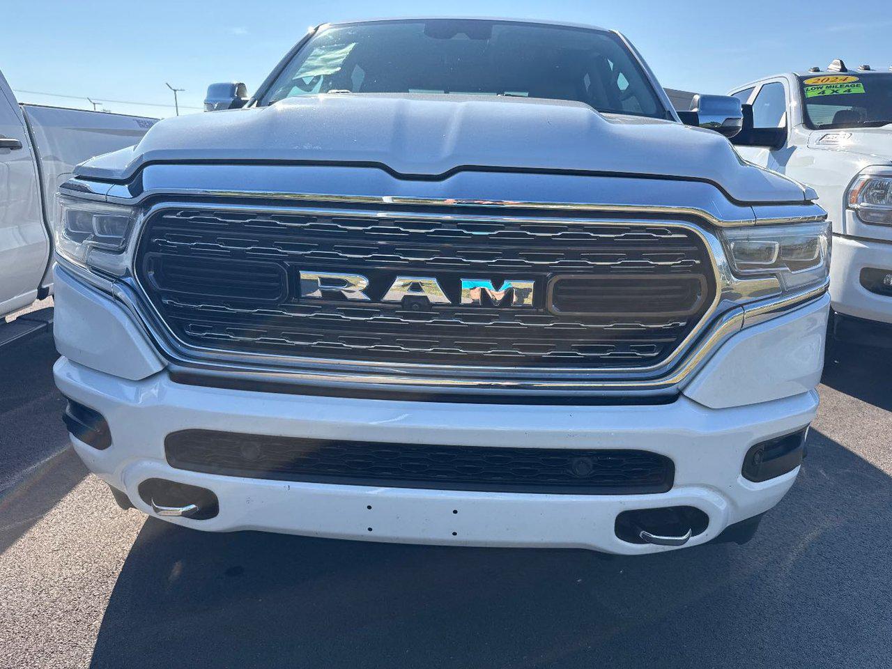 2023 Ram 1500 Limited photo 2