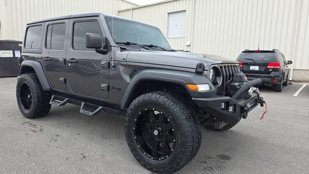 2019 Jeep Wrangler Unlimited Sport photo 3