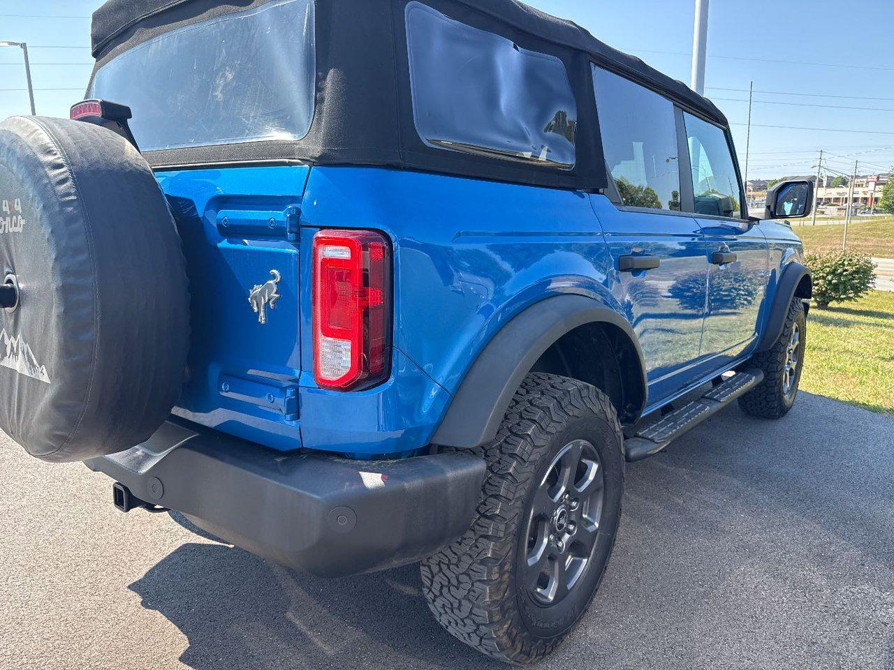 2021 Ford Bronco Base Big Bend Black Diamond Outer Banks photo 3