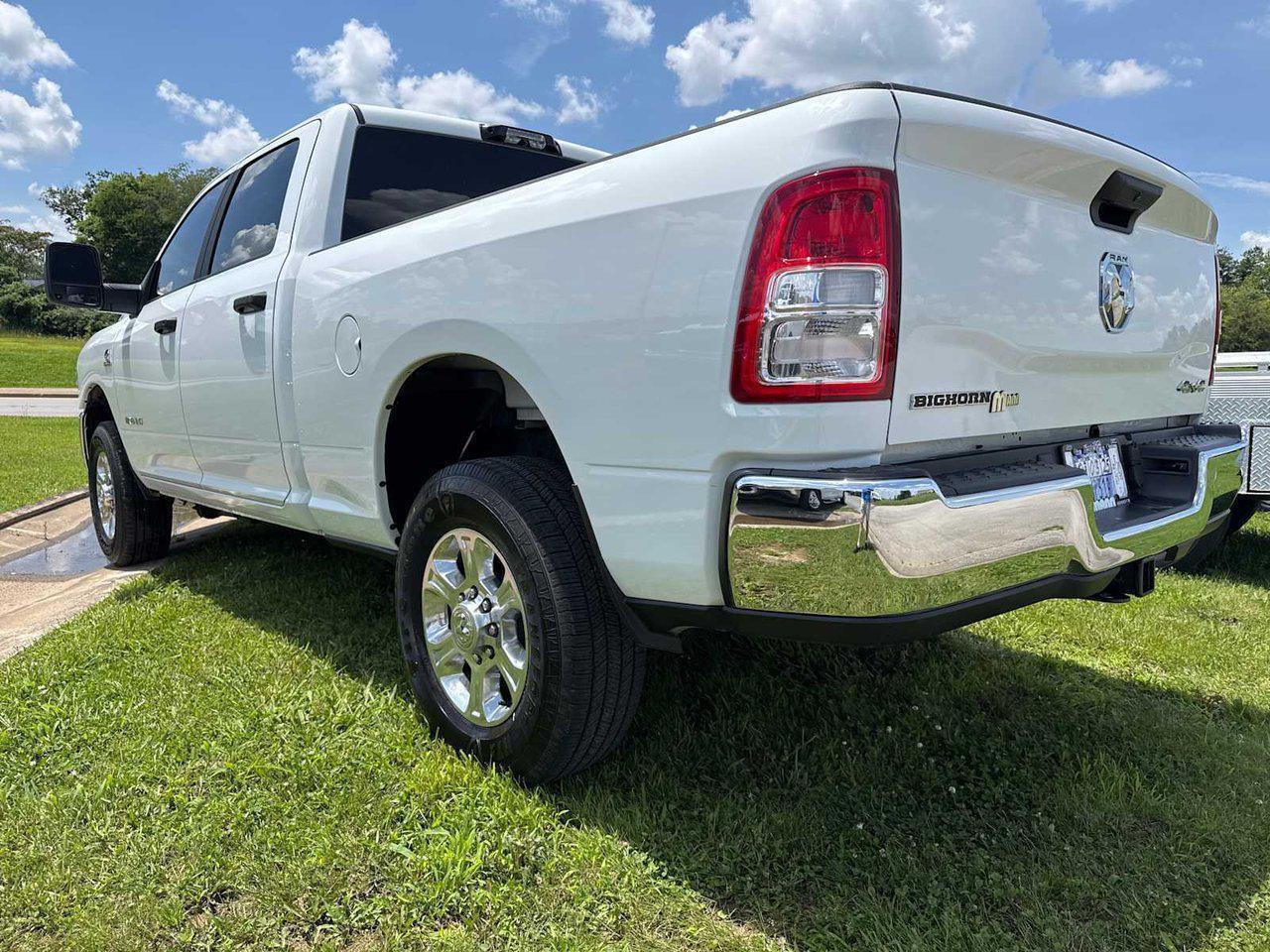 2024 RAM Ram 3500 Pickup Big Horn - Photo 7