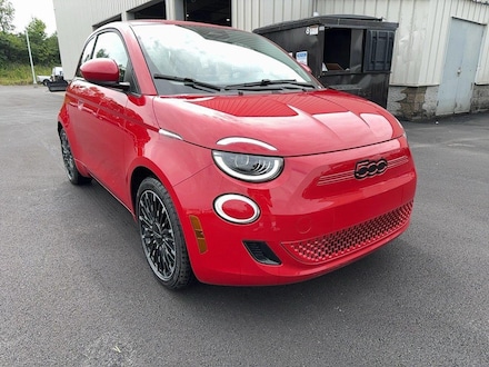2024 FIAT 500e INSPI(RED) Coupe