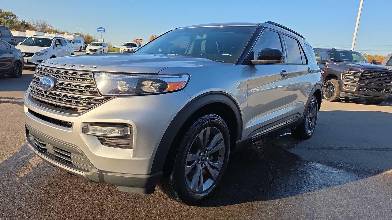 2022 Ford Explorer XLT's photo