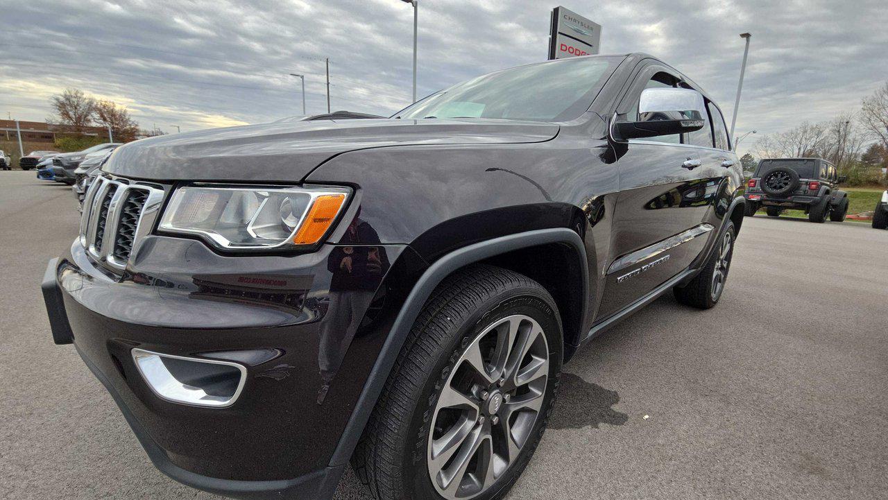 2018 Jeep Grand Cherokee Limited's photo