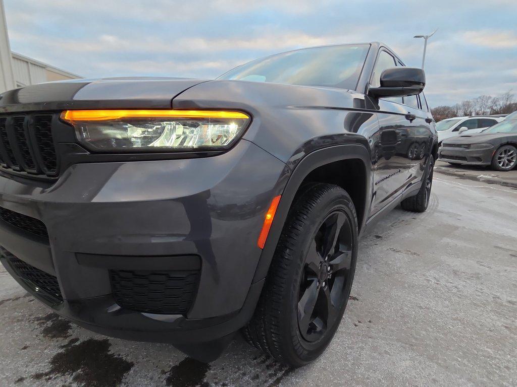 2023 Jeep Grand Cherokee L Altitude's photo