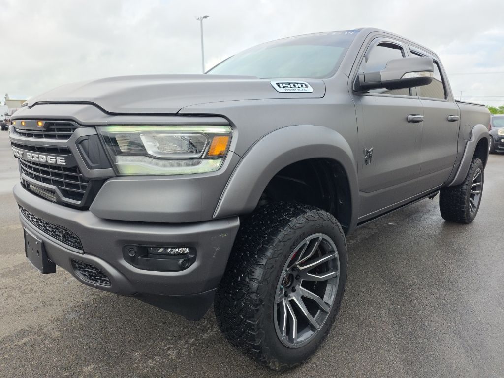 2022 RAM 1500 Laramie 4x4 Crew Cab 5'7's photo