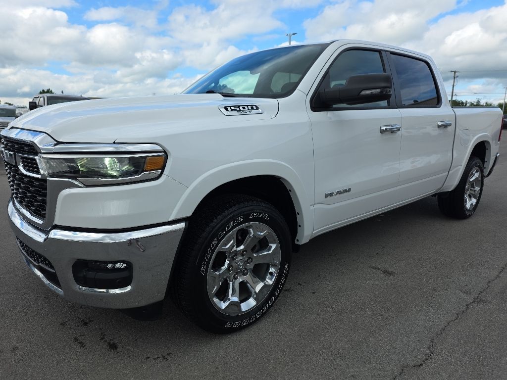 2025 RAM 1500 Big Horn/Lone Star 4x4 Crew Cab 5'7's photo