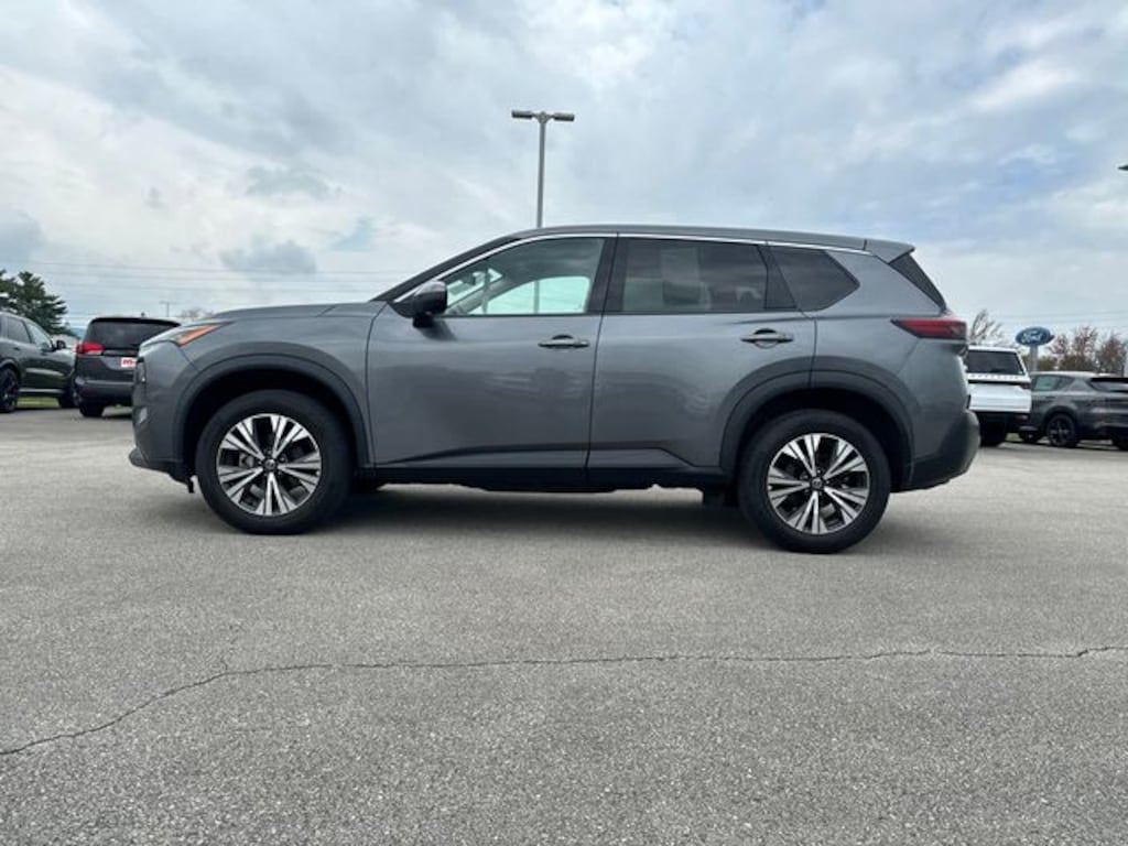 Used 2021 Nissan Rogue SV SUV
