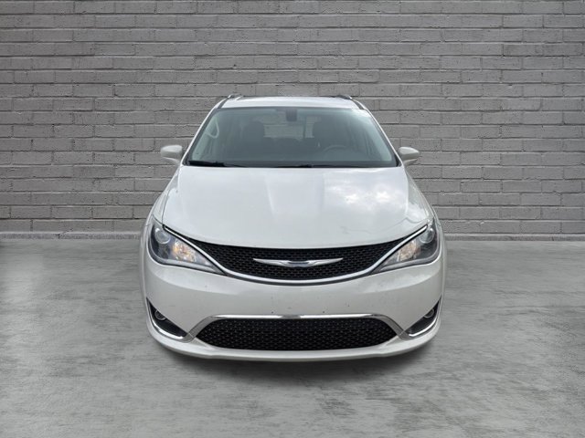 Used 2017 Chrysler Pacifica Touring-L Plus with VIN 2C4RC1EG1HR660334 for sale in Mount Sterling, KY