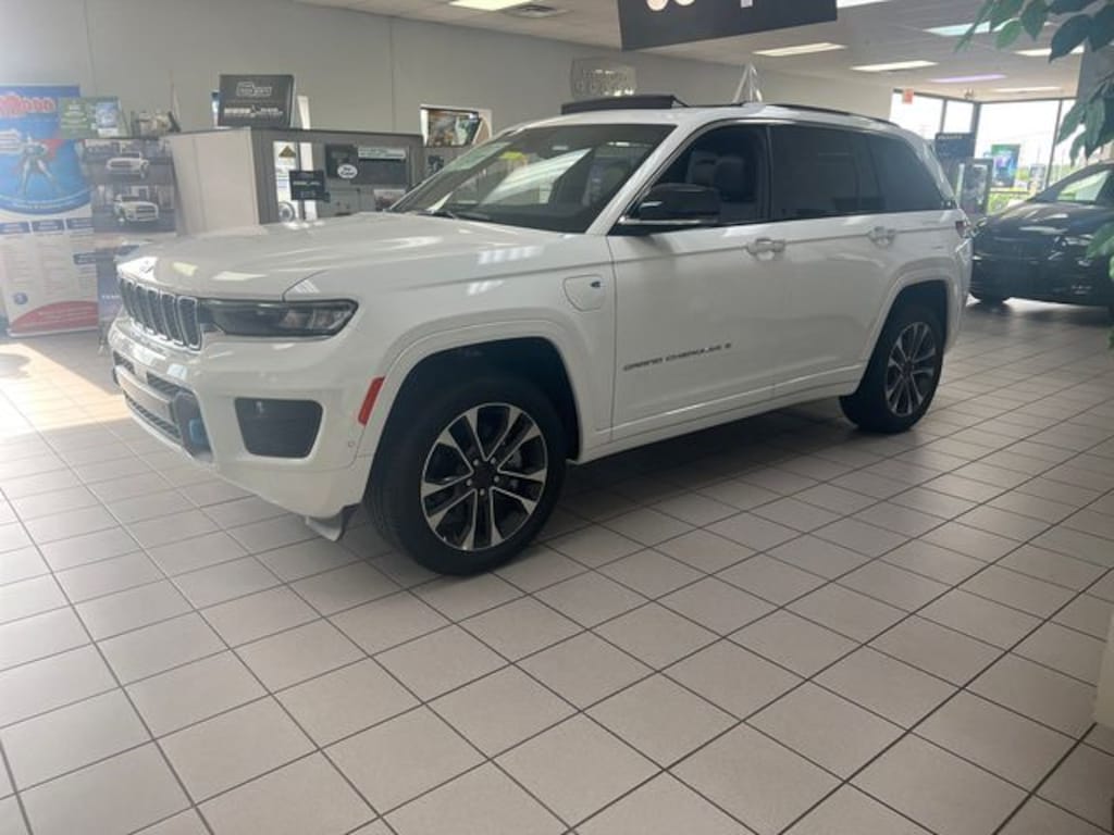 Used 2023 Jeep Grand Cherokee Overland 4xe SUV