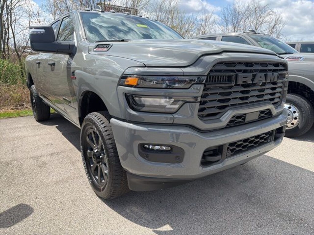 New 2026 Ram 2500 BIG HORN CREW CAB 4X4 6'4 BOX Pickup