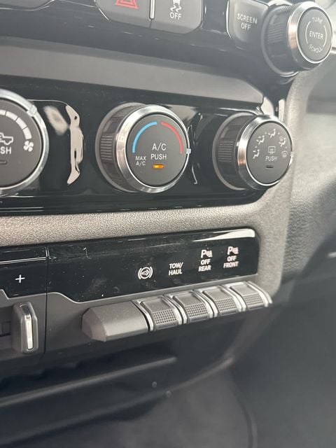 2026 RAM 2500 Tradesman/Black Express - Photo 26