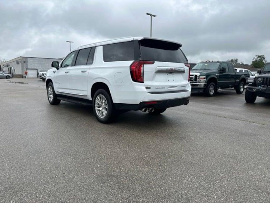 Used 2023 GMC Yukon XL Denali SUV