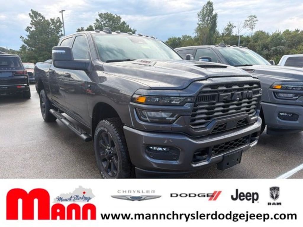 New 2026 Ram 2500 BLACK EXPRESS CREW CAB 4X4 6'4 BOX Pickup
