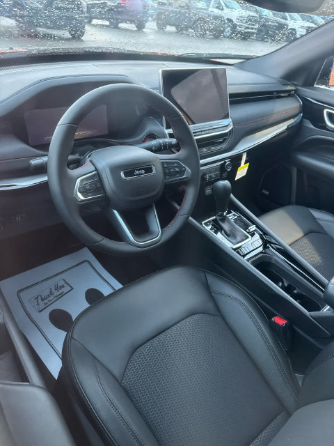 2026 Jeep Compass Trailhawk - Photo 7