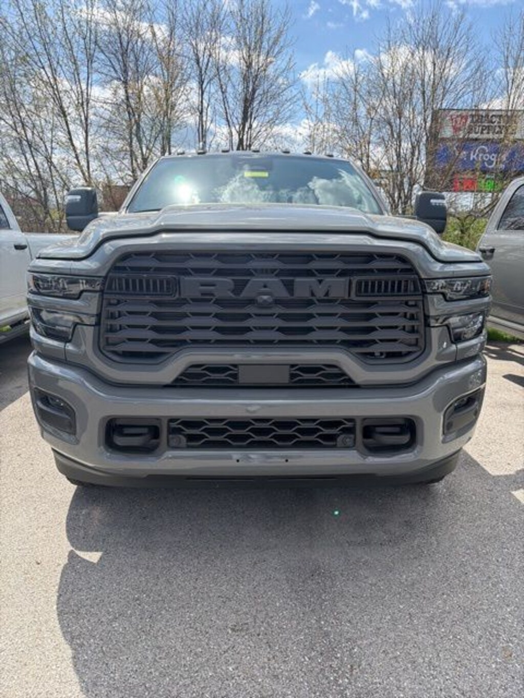 New 2026 Ram 2500 BIG HORN CREW CAB 4X4 6'4 BOX Pickup