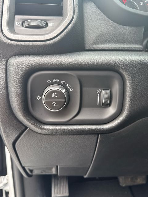 2026 RAM 2500 Tradesman/Black Express - Photo 13