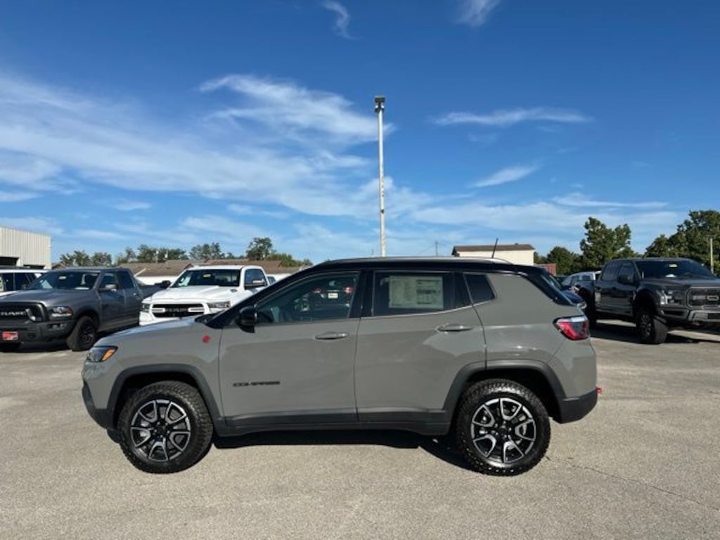 New 2026 Jeep Compass TRAILHAWK 4X4 Sport Utility