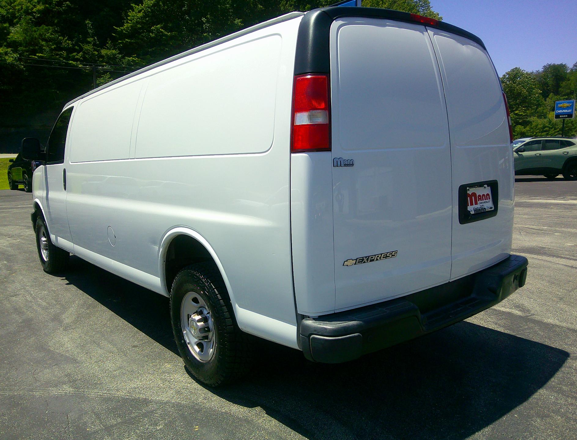 2020 Chevrolet Express Cargo Work Van - Photo 3